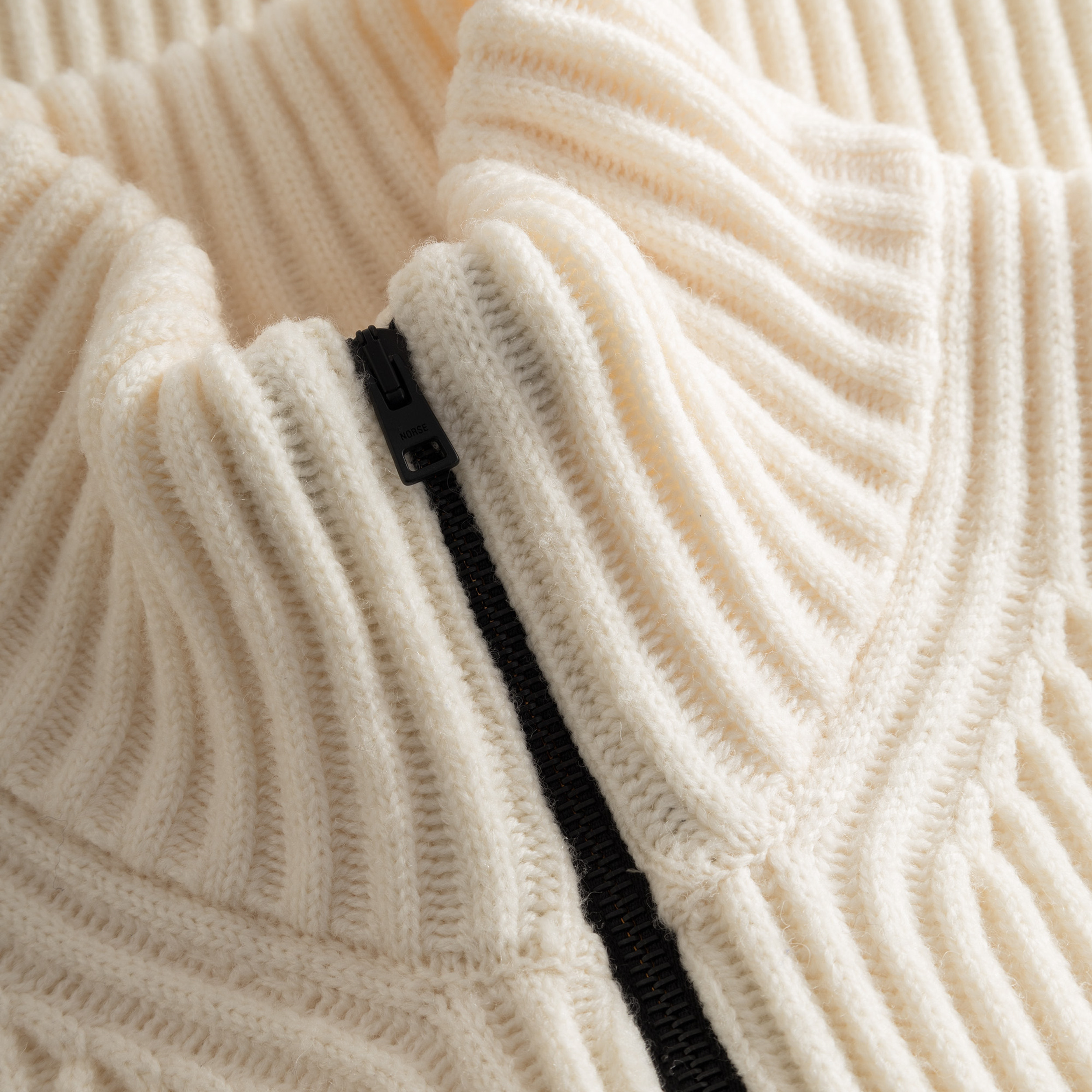 【IONSEOUL】Diamond Wool Knit Zip Up (3color) 4JH715 IONSEOUL】Diamond Wool Knit Zip Up (3color) 4JH715