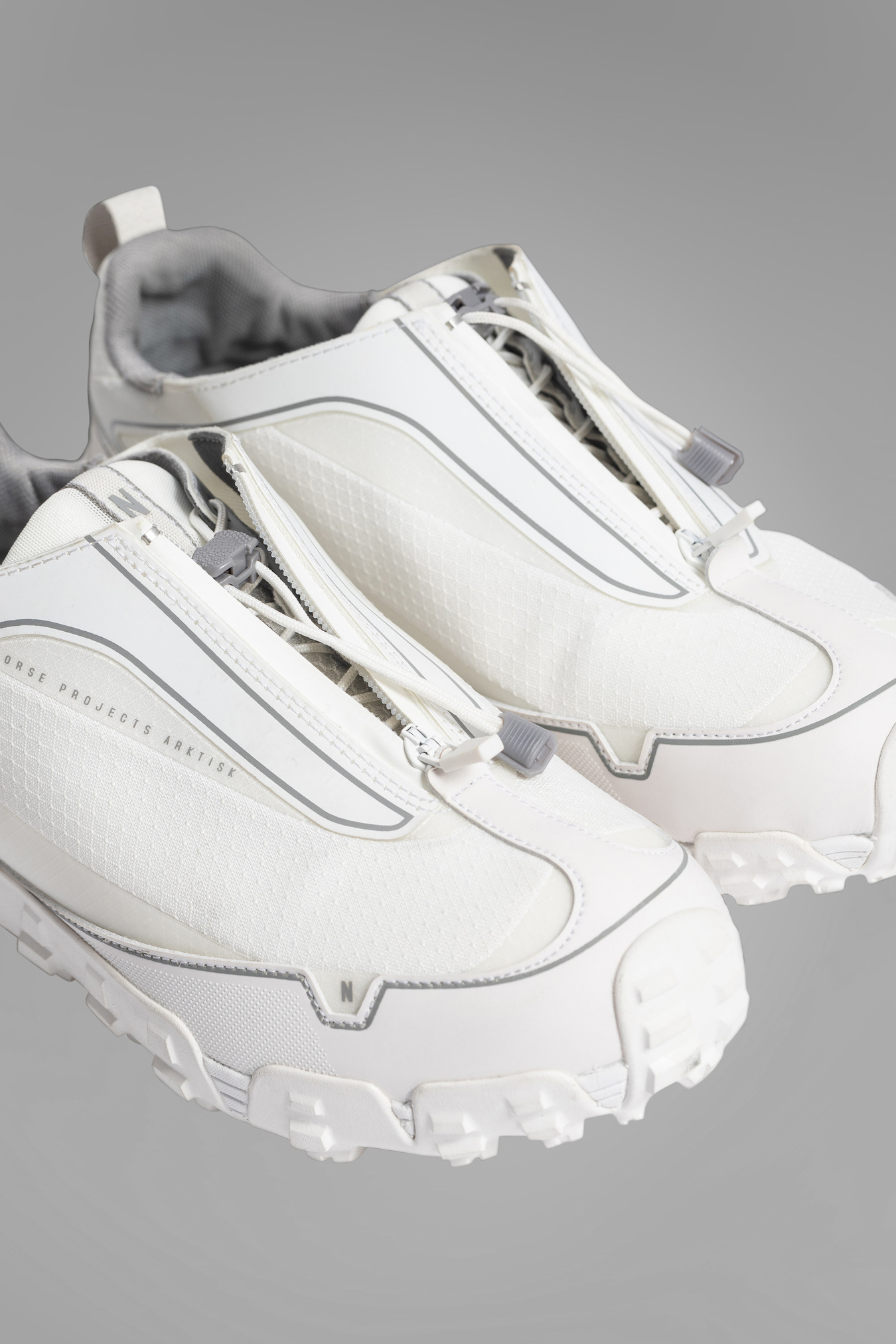 Zip Up Runner