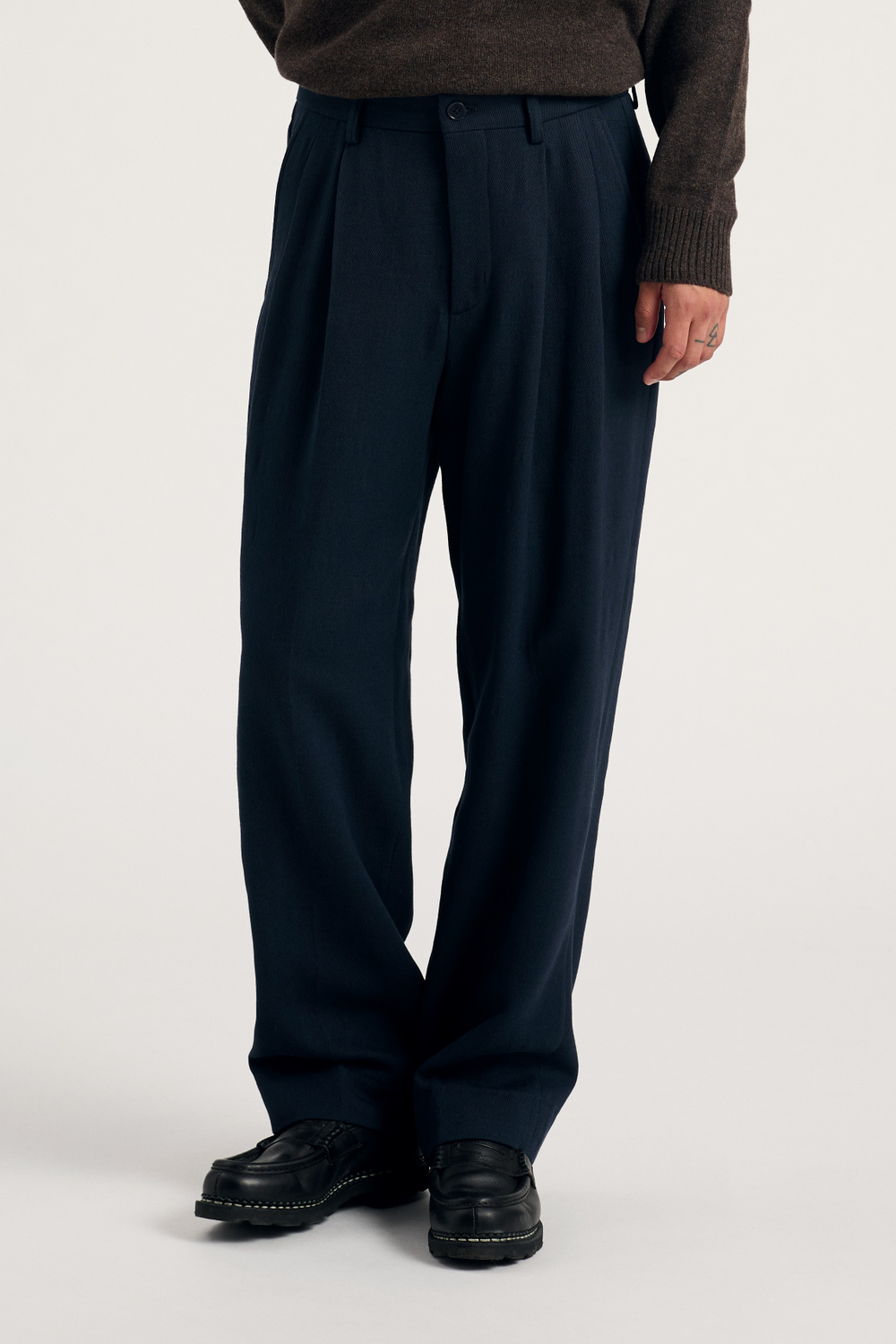 Benn Relaxed Cavalry Cotton Wool Pleated Trouser